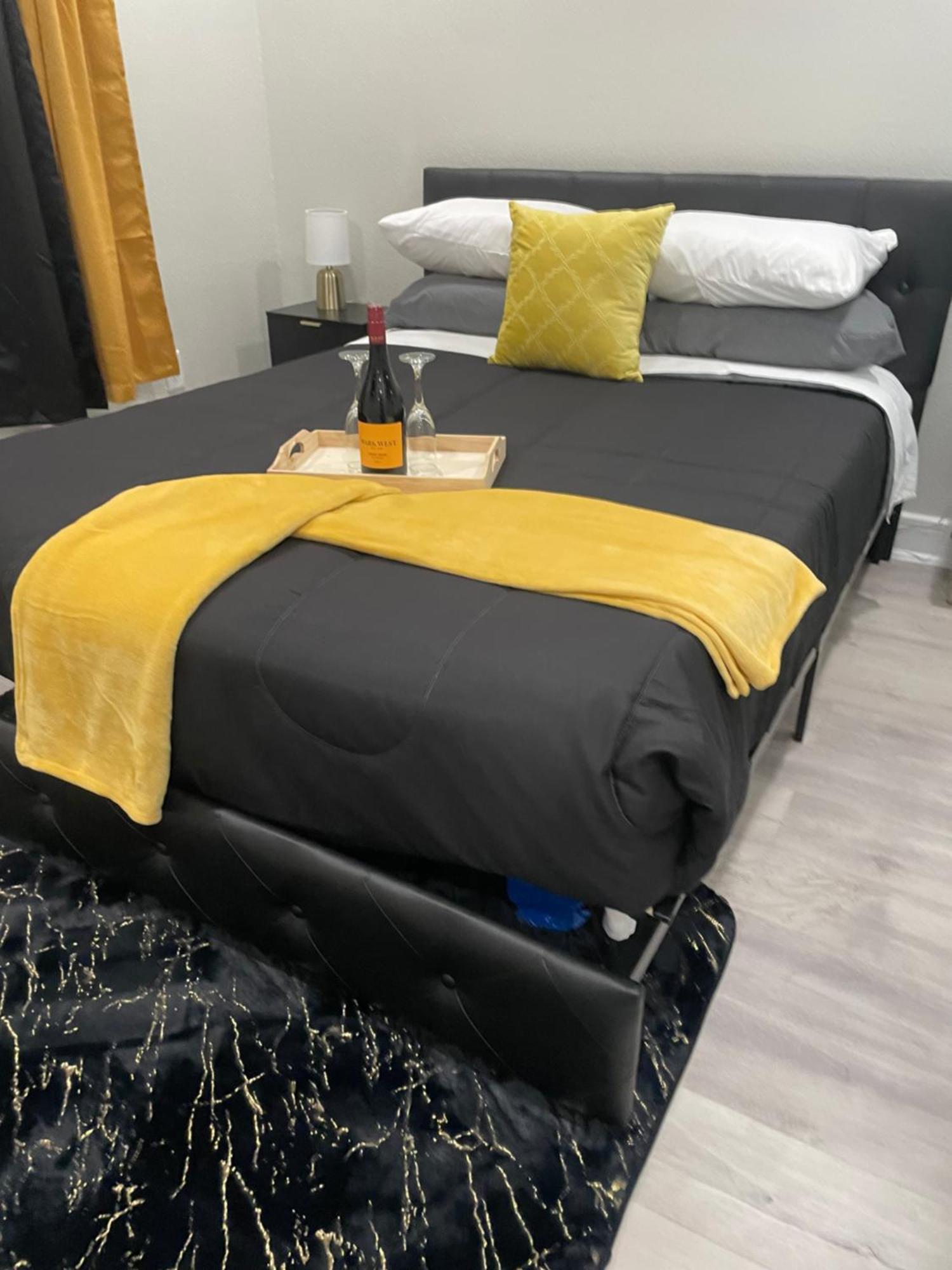 6 Min To Deep Ellum Apartment Dallas Ngoại thất bức ảnh